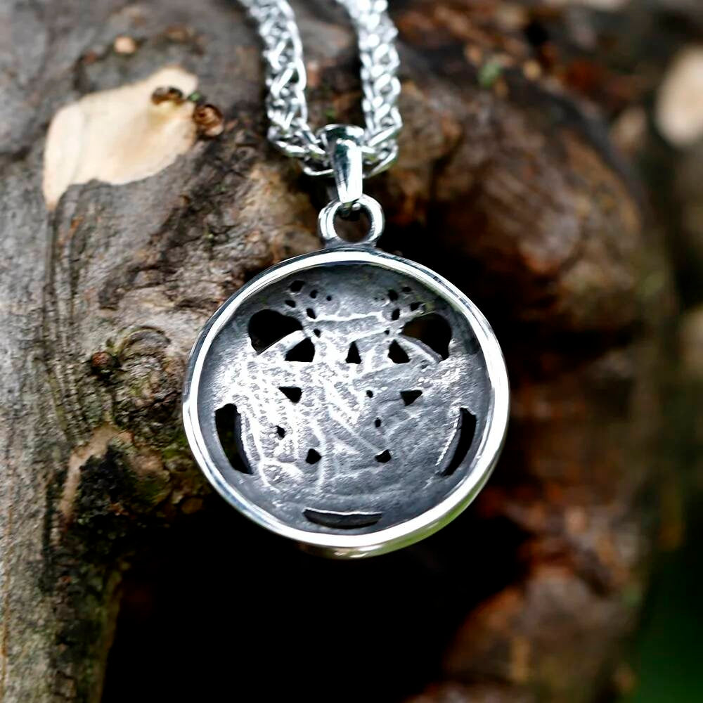 Celtic Pentagram Pendant Necklace - Silver Stainless Steel Wicca Jewelry with Intricate Design