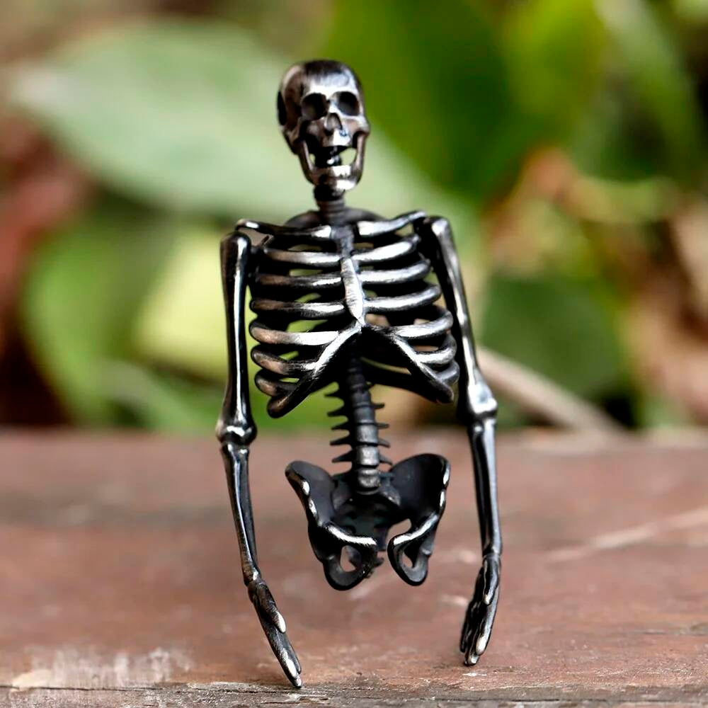Full Skeleton Pendant Necklace – Gothic Punk Halloween Jewelry