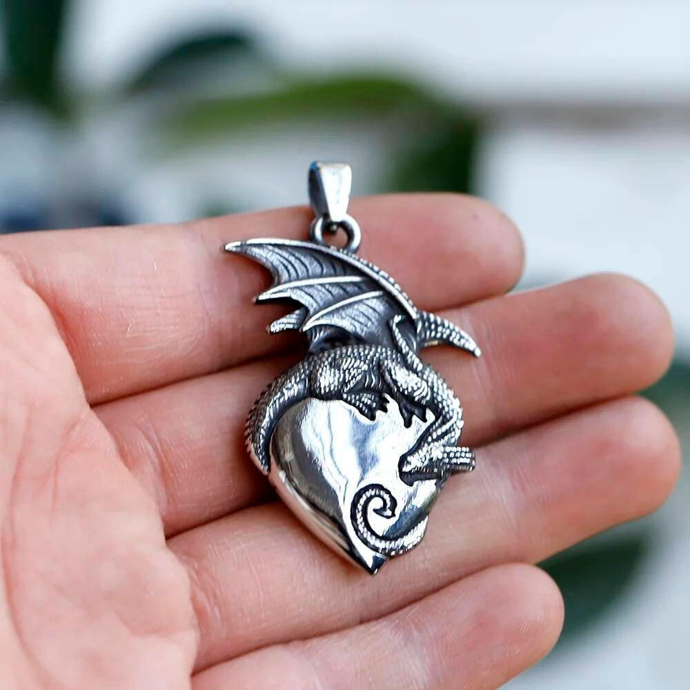 Dragon Heart Pendant Necklace – Mythical Gothic Stainless Steel Jewelry