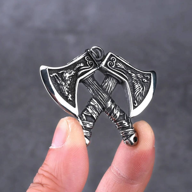 Viking Battle Axes Pendant Necklace – Norse Symbol of Strength and Warrior Spirit