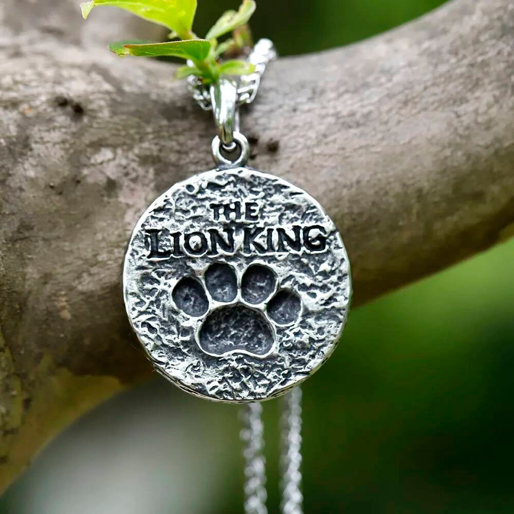 Lion Head Pendant – Stainless Steel Symbol of Strength and Leadership