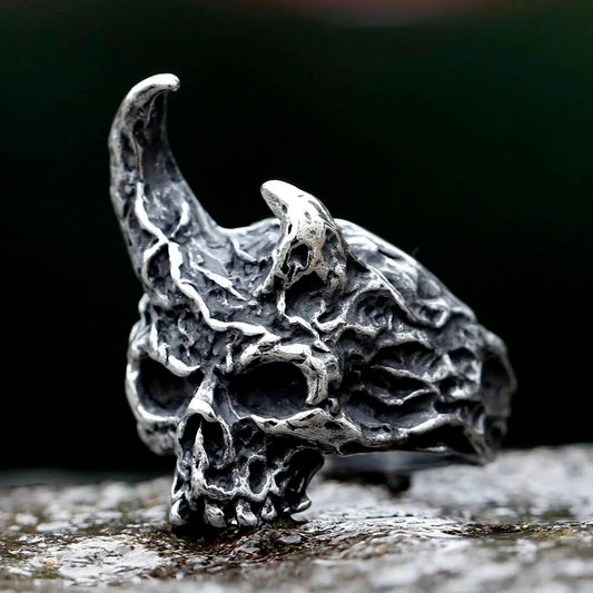 Demon Skull Ring – Gothic Stainless Steel Horned Skull Biker Jewelry