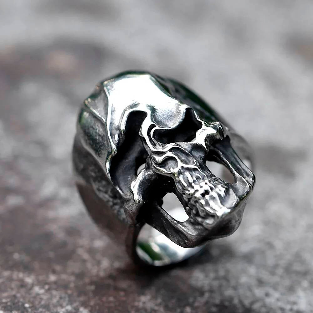 3D Skull Ring in Stainless Steel – Gothic Biker Rocker Statement Jewelry