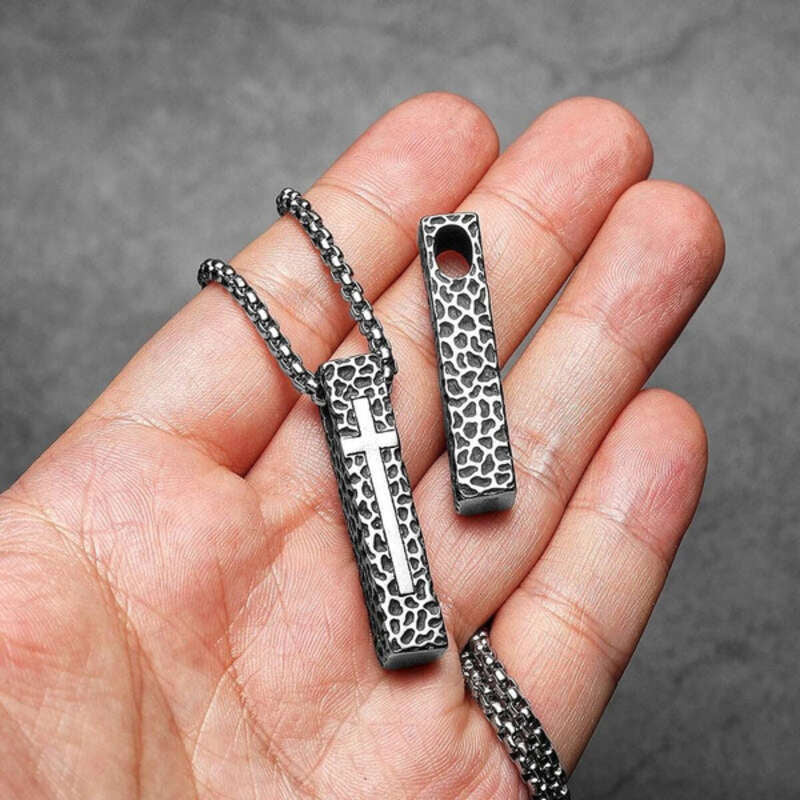 316L Stainless Steel Hammered Bar Cross Pendant Necklace