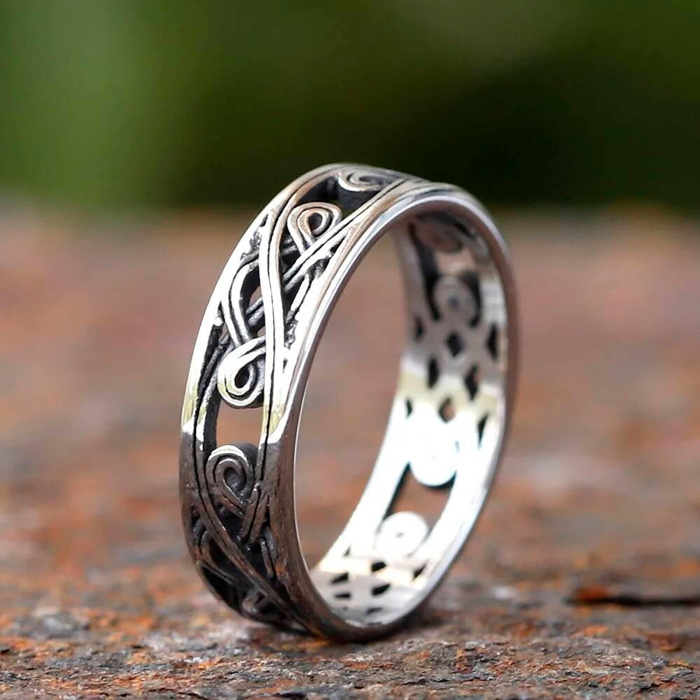 Vintage Celtic Knot Openwork Ring – 316L Stainless Steel Nordic Amulet As Shown