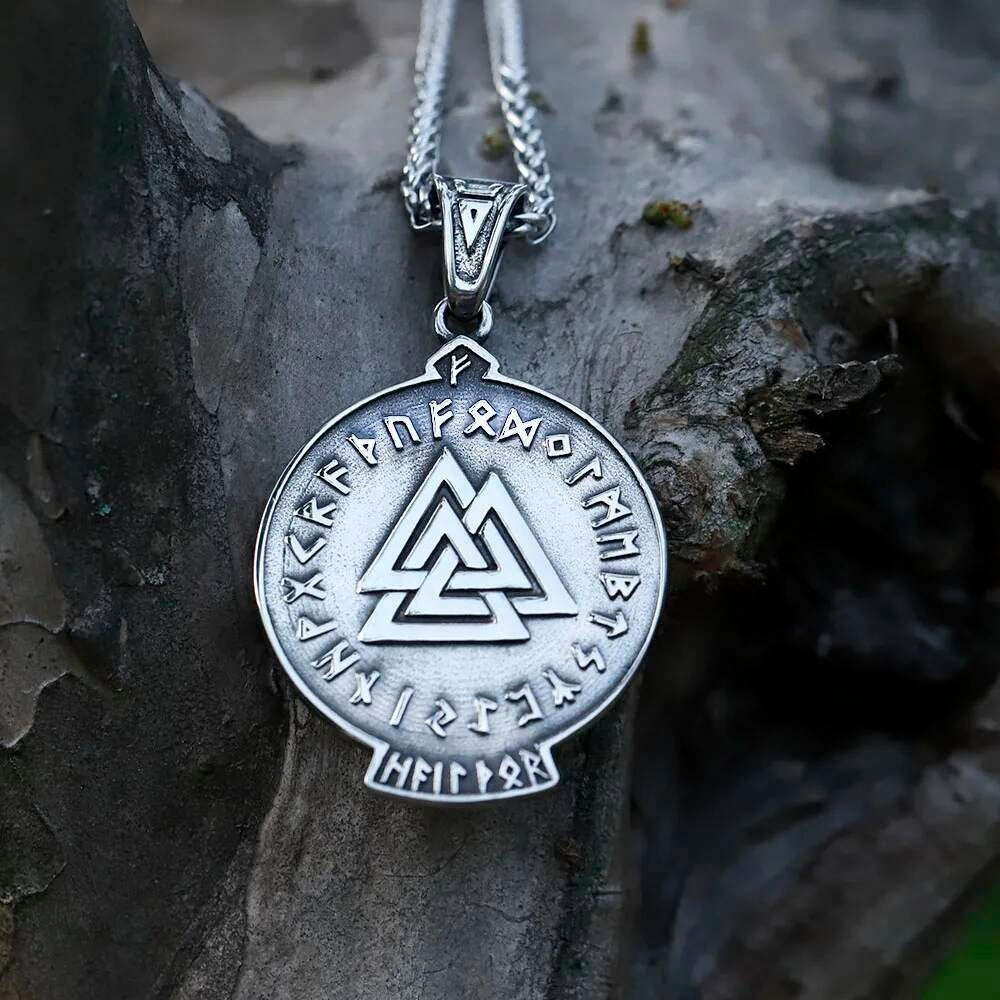 Viking Rune Pendant Necklace – Norse Mythology Amulet