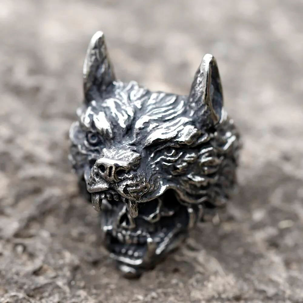 Wolf Skull Ring – Gothic Stainless Steel Biker Jewelry for Men