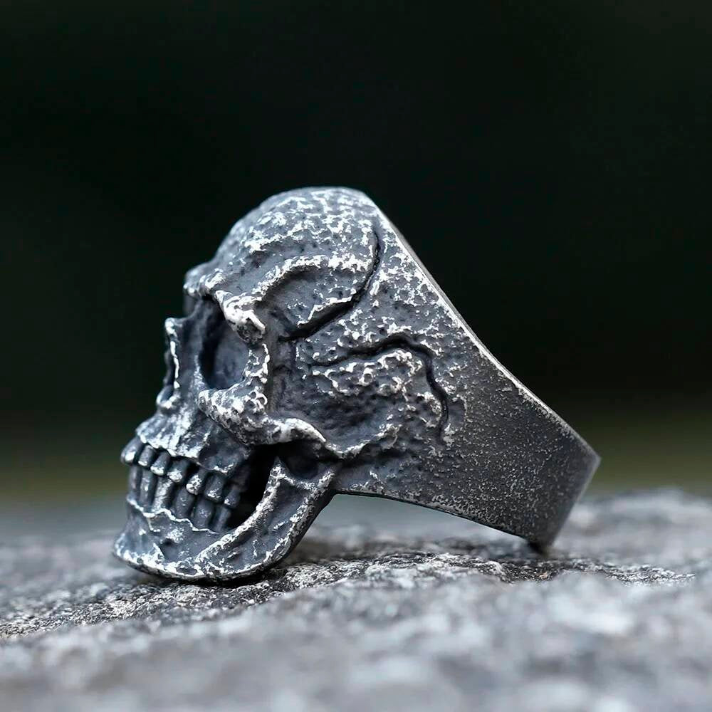 Antique Skull Ring – Rustic Stainless Steel Gothic Biker Jewelry
