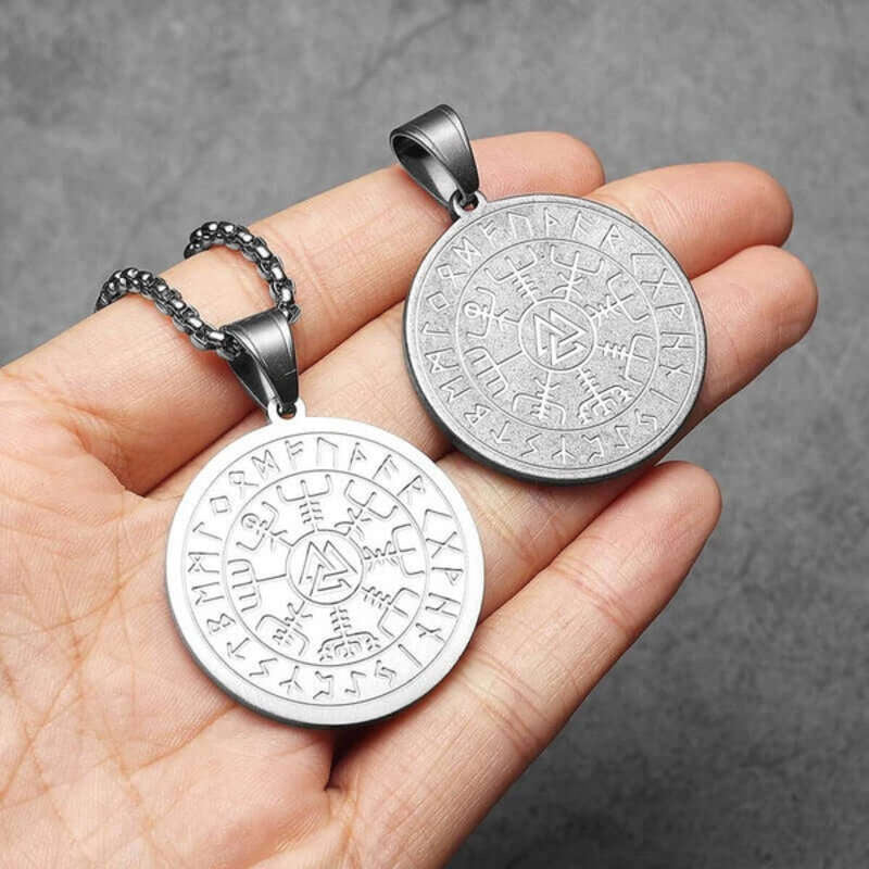 Men’s Viking Rune Valknut Pendant Necklace – 316L Stainless Steel Norse Amulet