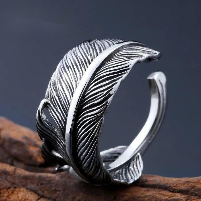 Eagle Feather Ring - Stainless Steel Nature-Inspired Jewelry for Men & Women