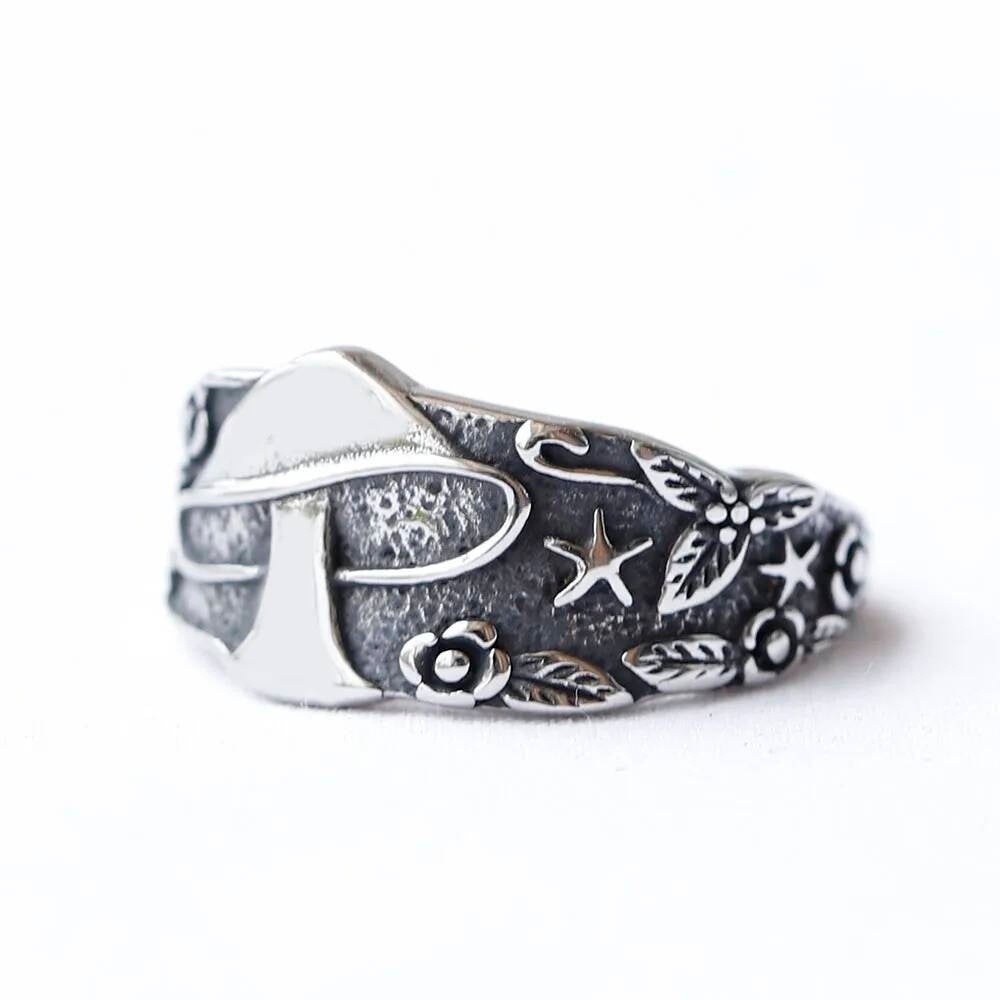 Spade 'A' Gothic Signet Ring – 316L Stainless Steel Vintage Letter Band