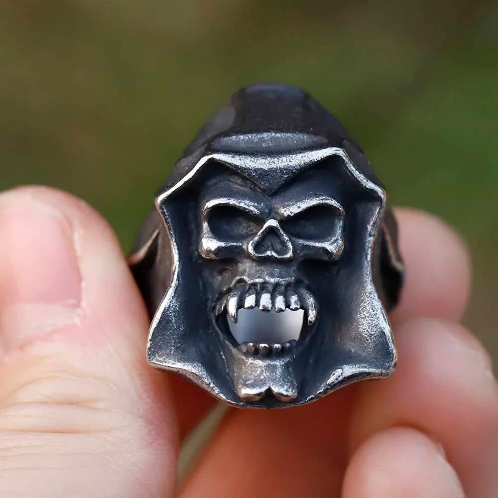 Vintage Punk Skull Ring – 316L Stainless Steel Hip-Hop Statement Band