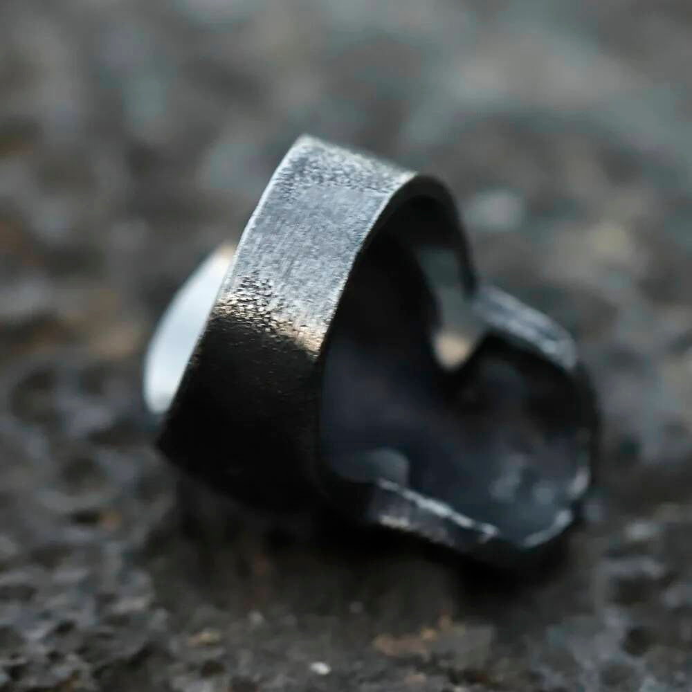 Antique Skull Ring – Rustic Stainless Steel Gothic Biker Jewelry