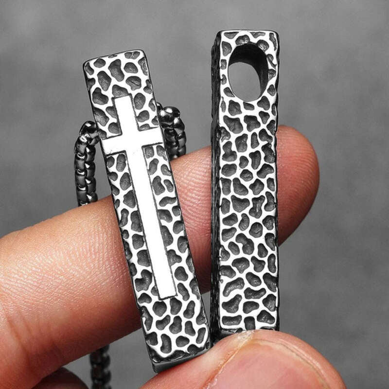 316L Stainless Steel Hammered Bar Cross Pendant Necklace