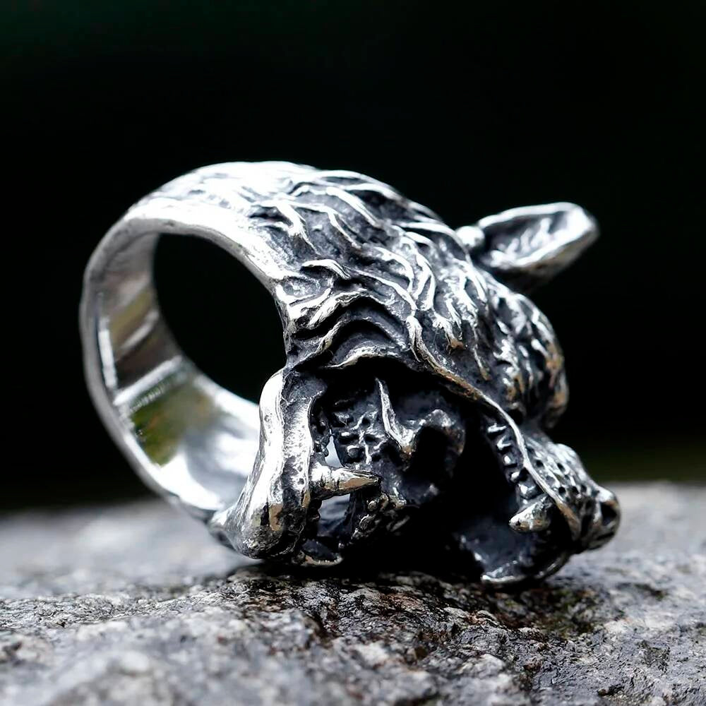 Wolf Skull Ring – Gothic Stainless Steel Biker Jewelry for Men