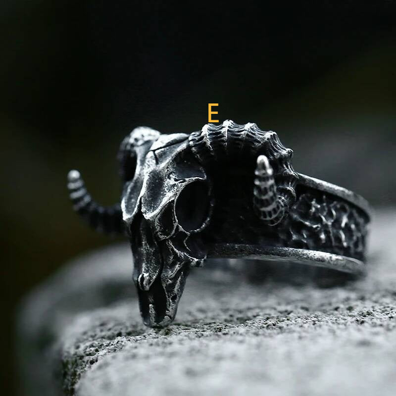 Domineering Goat Skull Ring – 316L Stainless Steel Gothic Statement Band