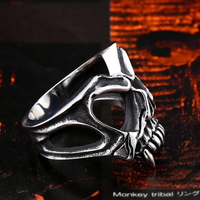 Evil Vampire Skull Ring – 316L Stainless Steel Gothic Statement Band