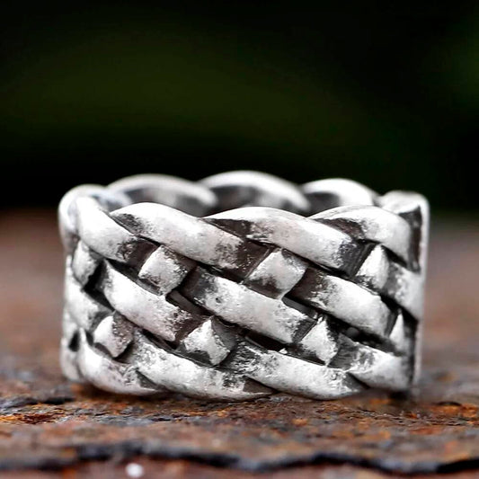 Chain-Knit Gothic Ring – 316L Stainless Steel High-Quality Punk Statement Band